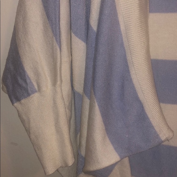 B. Young Blue & White Shrug Cardigan - Picture 3 of 6
